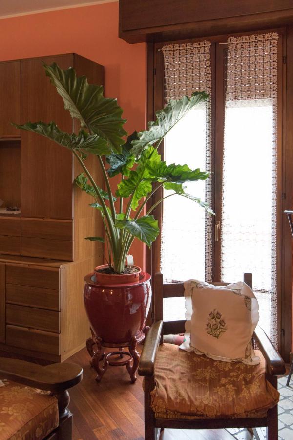 A Casa Di Anna, Elegant Flat In Cremona Apartment Екстериор снимка