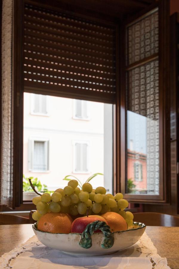 A Casa Di Anna, Elegant Flat In Cremona Apartment Екстериор снимка