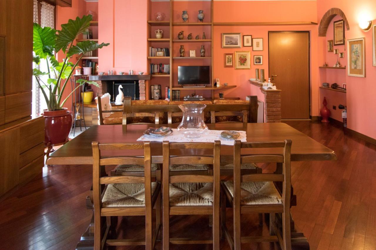 A Casa Di Anna, Elegant Flat In Cremona Apartment Екстериор снимка